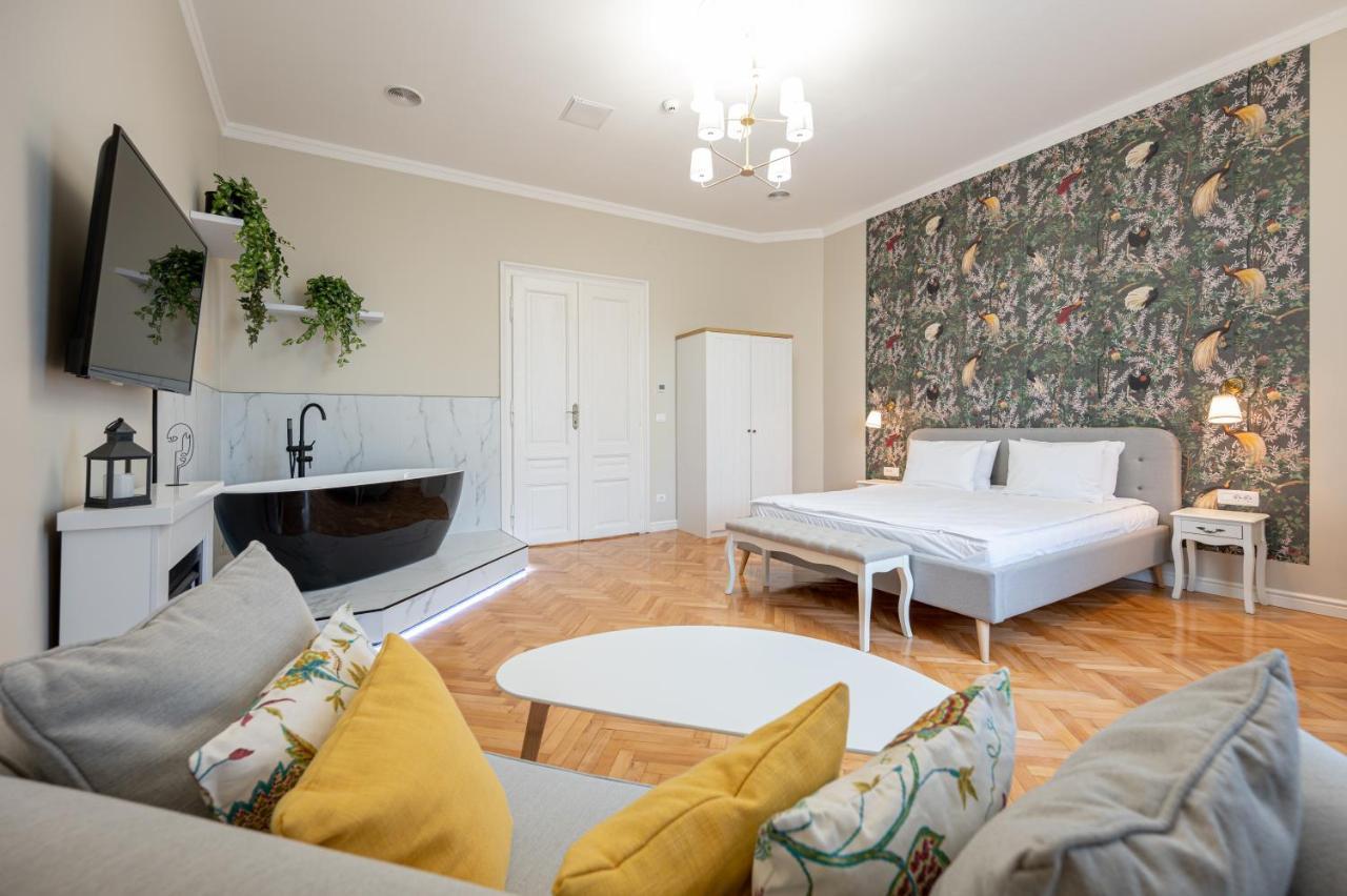 Central Park Apartments オラデア エクステリア 写真